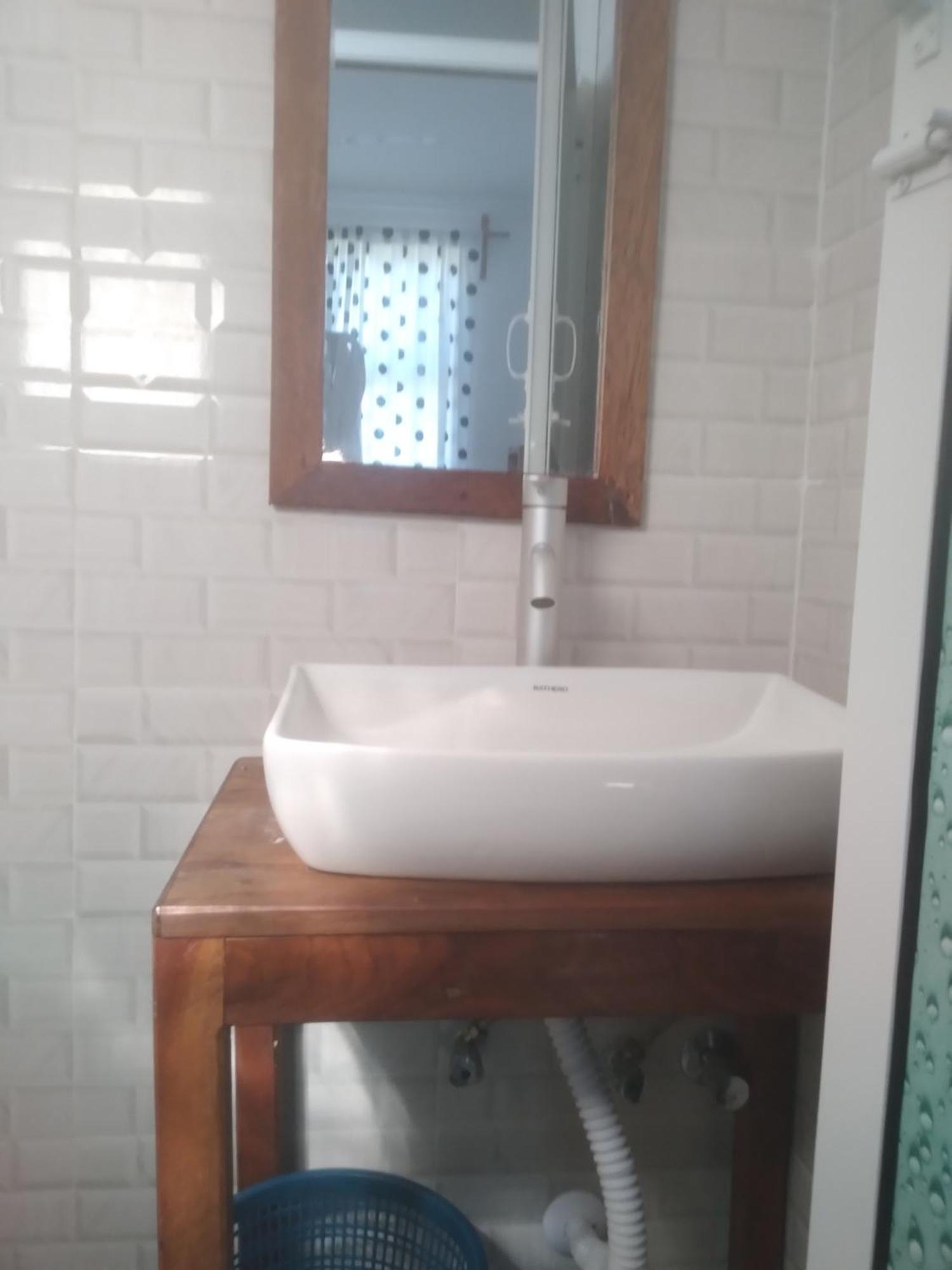 נונגווי Relax Hotel Taj מראה חיצוני תמונה